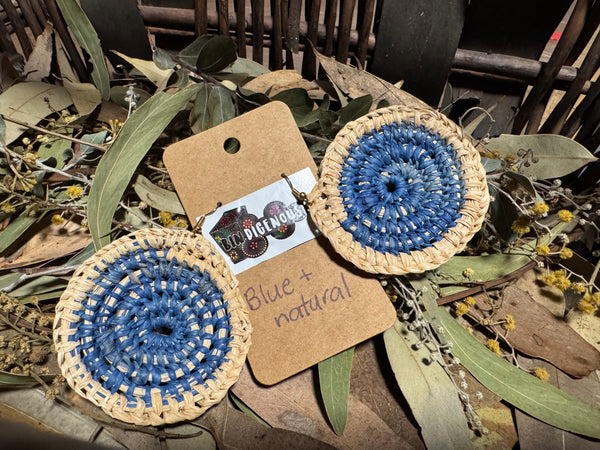 Handwoven raffia jewellery