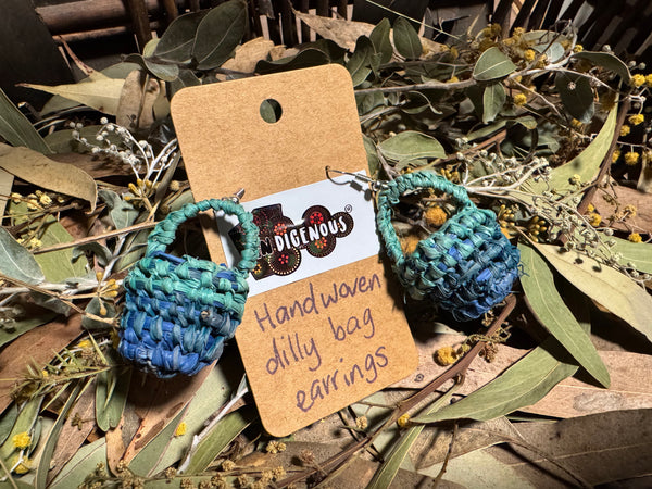 Handwoven raffia jewellery