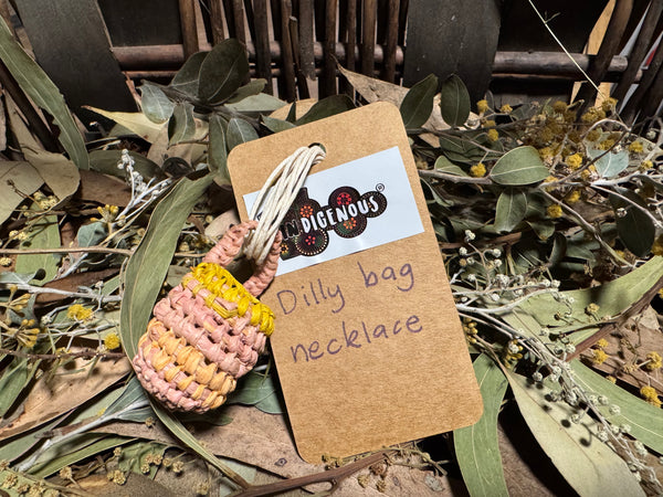 Handwoven raffia jewellery
