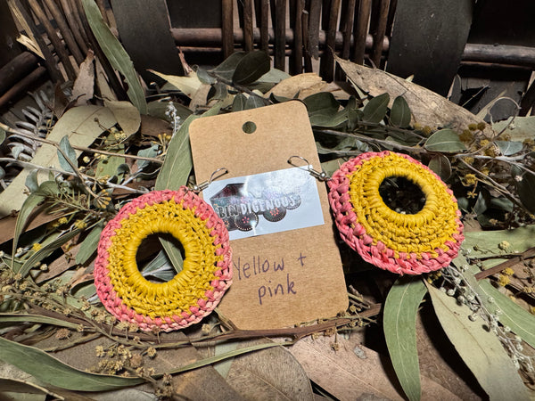 Handwoven raffia jewellery