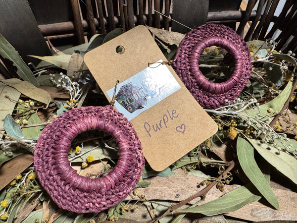 Handwoven raffia jewellery